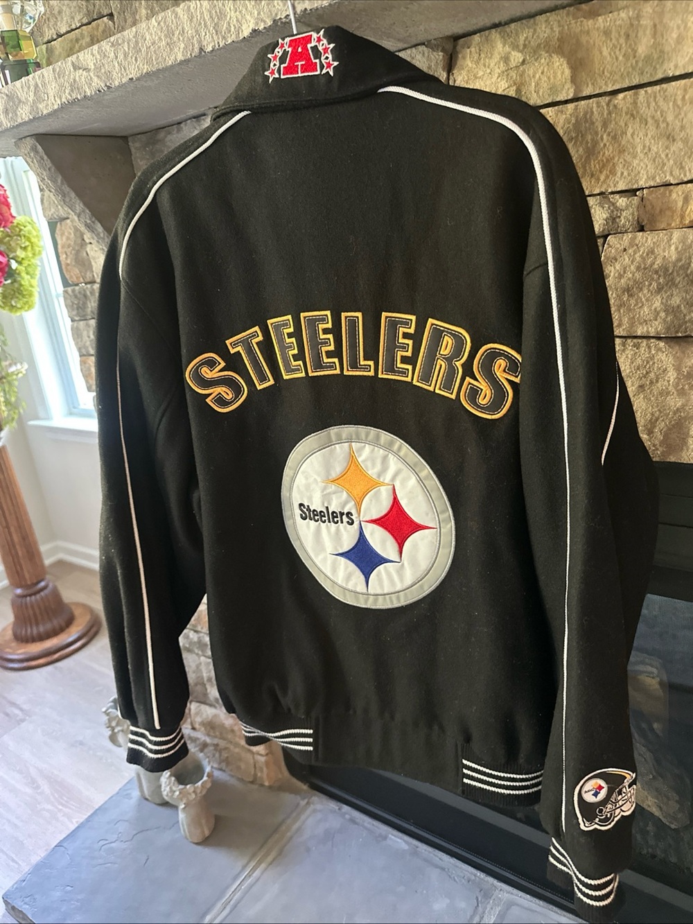 Vintage NFL Pittsburgh Steelers Black and Gold Varsity Jacket size large EUC